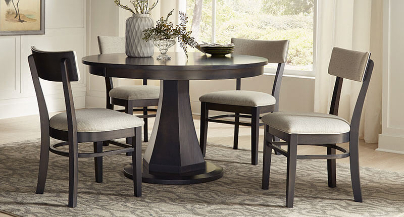 RH Yoder Emerson Table Dining Room Furniture Set