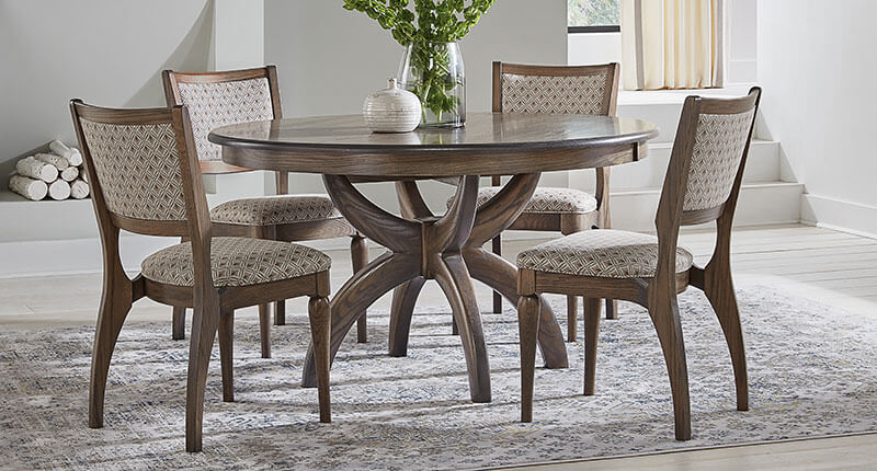 RH Yoder Niles Table Dining Room Furniture Set